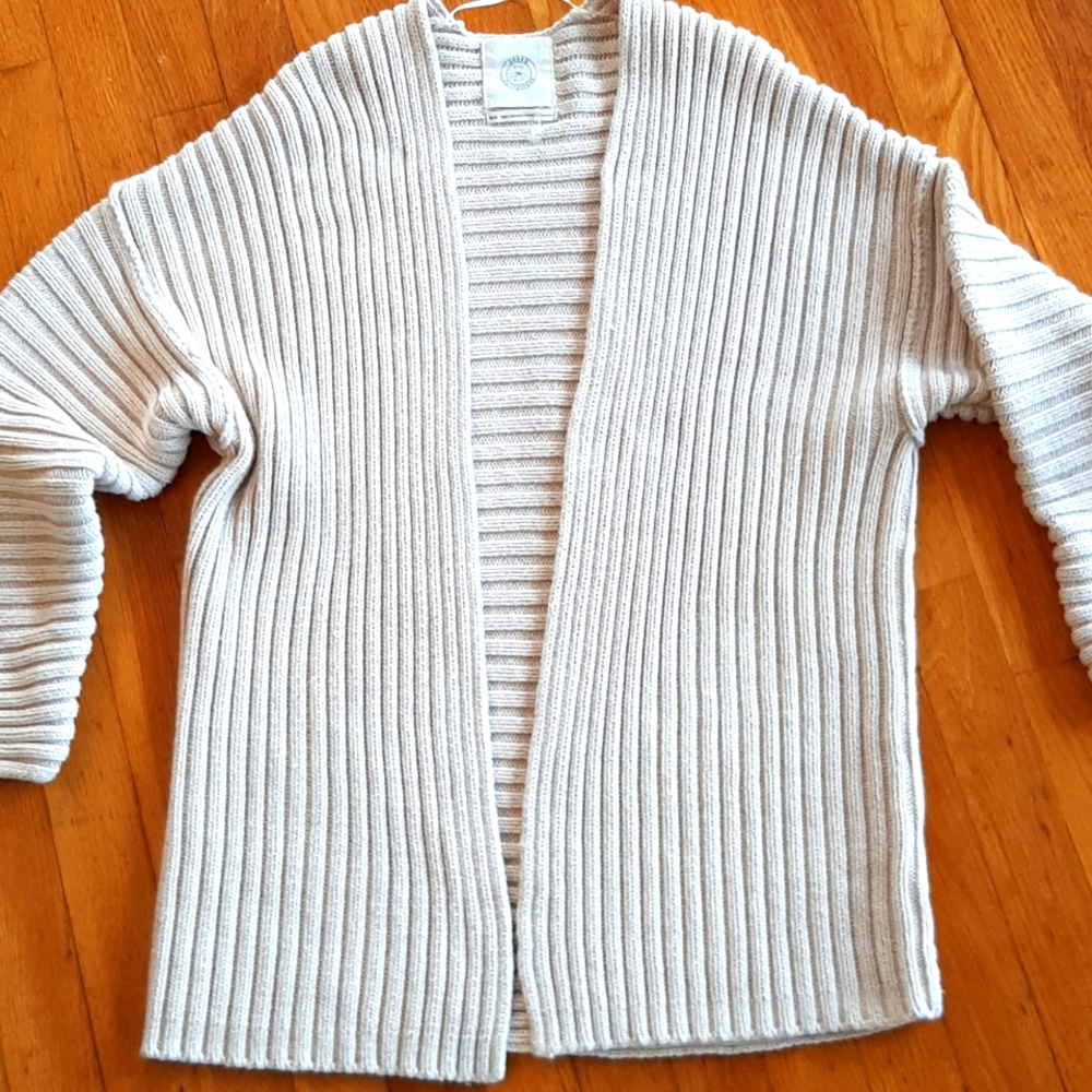 Urban Outfitters Sweater-New! Medium.